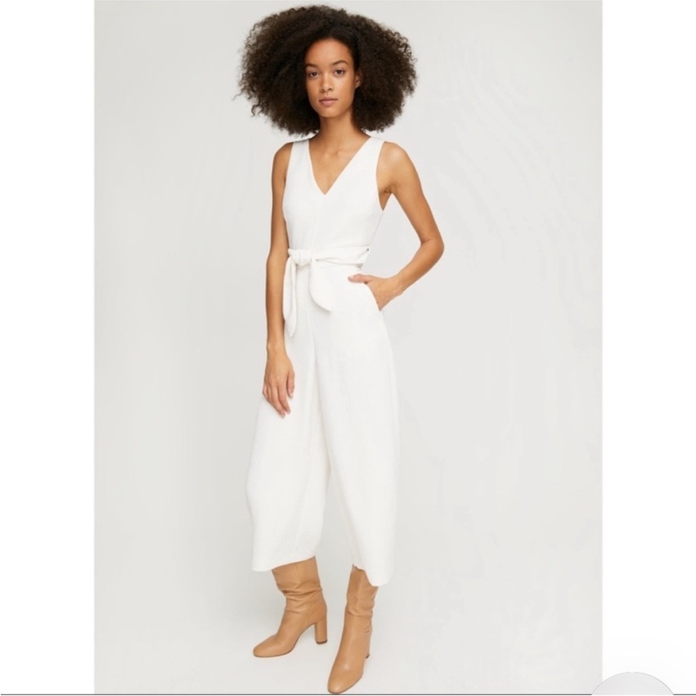 Aritzia Wilfred Écoulement Jumpsuit Sz 2 Light Birch